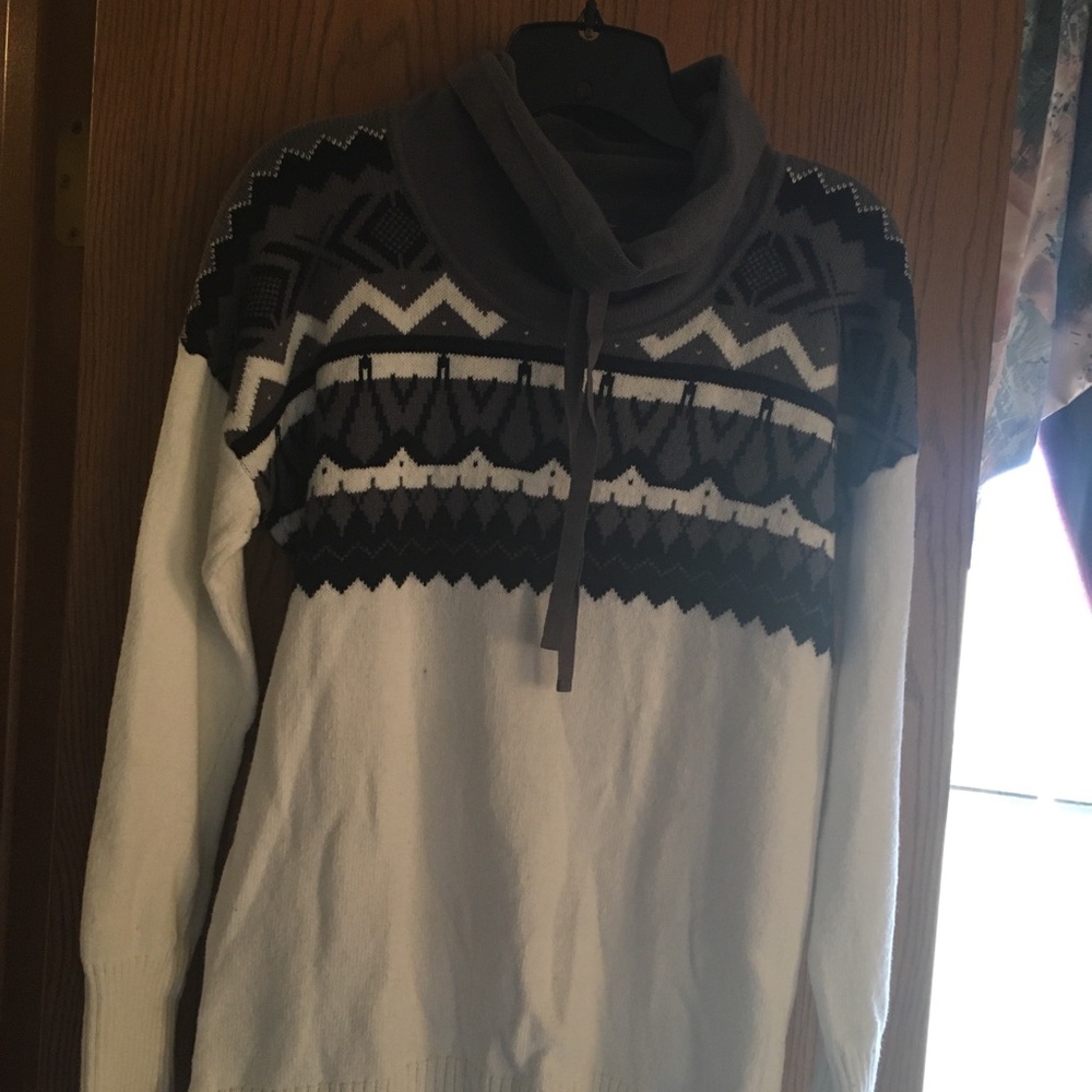 Eddie Bauer Sweater